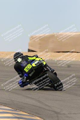 media/Mar-13-2022-SoCal Trackdays (Sun) [[112cf61d7e]]/Turn 10 Backside (105pm)/